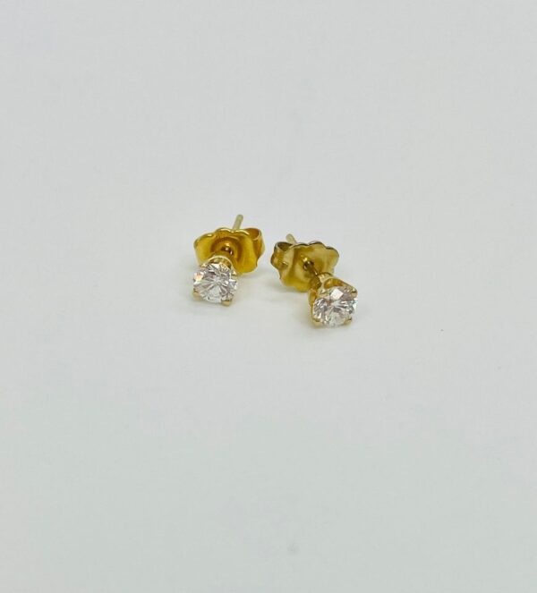 14Karat Yellow Gold .60 Carats Diamond Studs in H Colour