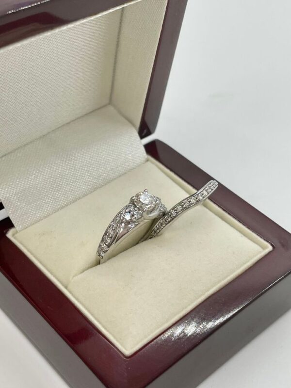 Unique Wedding set in 14Karat White Gold & 1.00CTW Natural Diamonds SI1-H - Image 2